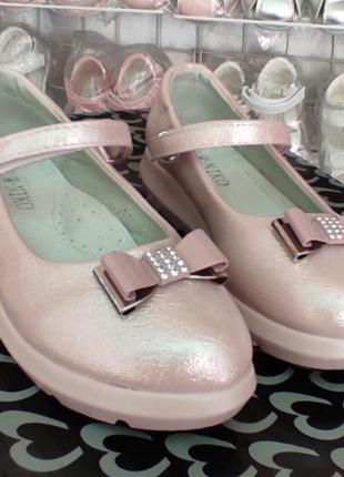 Детские розовые, пудра  туфли на платформе для девочки4 фото