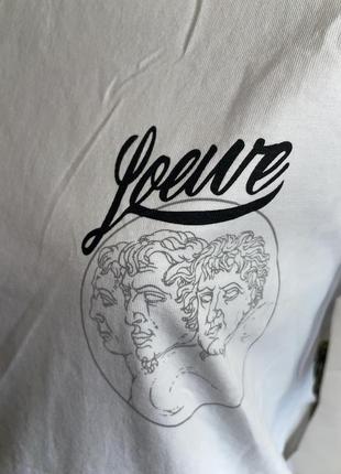 Біла футболка loewe Gold з принтом5 фото