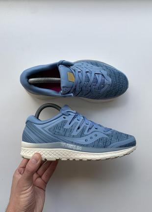 Кроссовки saucony everun