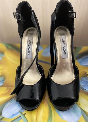 Босоножки steve madden