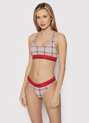 Комплект белья бюст бюстгальтер трусы трусики calvin klein
