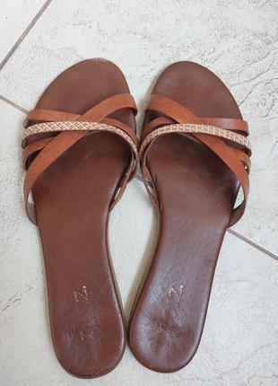 Акція- шлепки шкіряні