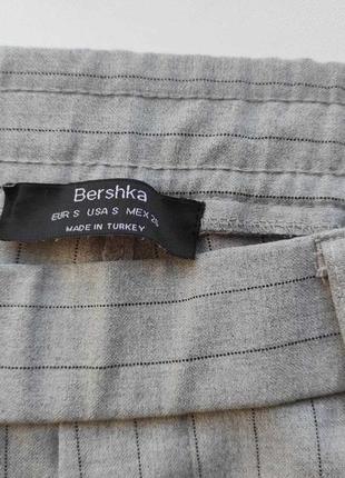 Жіночі легкі укорочені штани кежуал, bershka4 фото
