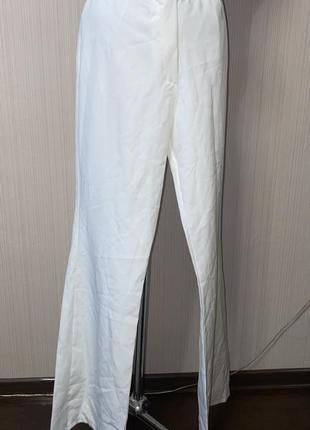 Белые брюки высокая посадка италия