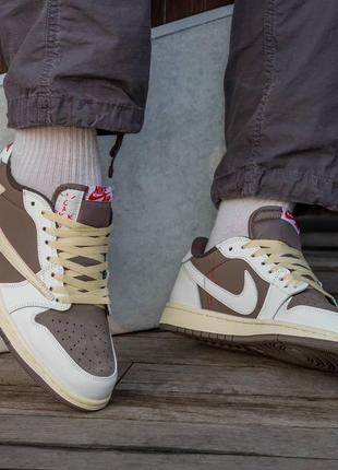 Мужское кроссовки nike air jordan retro 1 low x travis scott og "revers mocha”#найк4 фото