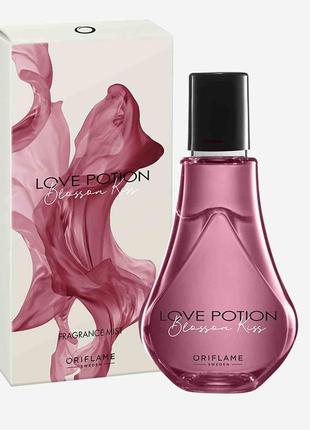 Парфюмированный спрей для тела love potion blossom kiss  код 38526 орифлейм