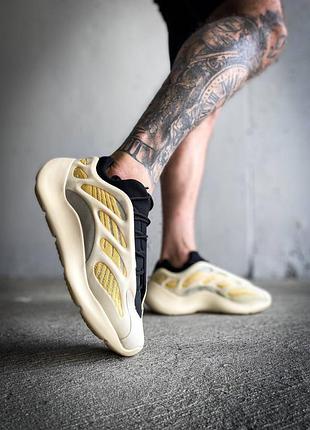 Чоловічі кросівки adidas yeezy boost 700 v3 saflower