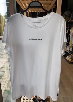 Футболка calvin klein