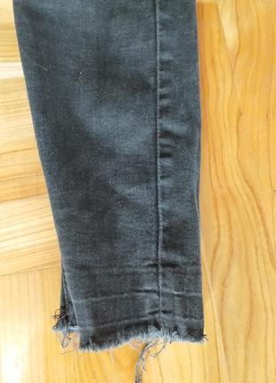 Черные порванные джинсы3 фото