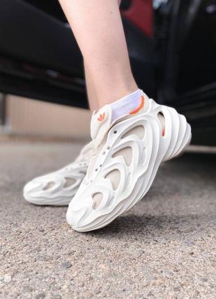 Кросівки adidas adifom quake white orange7 фото