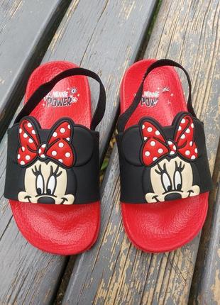 Шлепанцы резиновые детские сланцы тапки пантолеты disney minnie