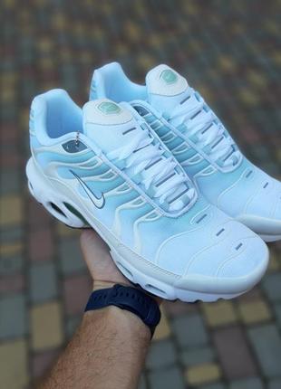 N1ke tn air білі з зеленим