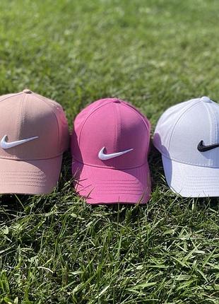 Женские кепки nike