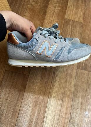 Женские кроссовки new balance 3733 фото