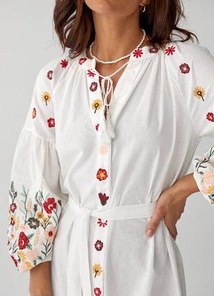 Стильна трендова біла сукня-вишиванка, сукня вишита міді, плаття з вишивкою літнє/літо-жін...