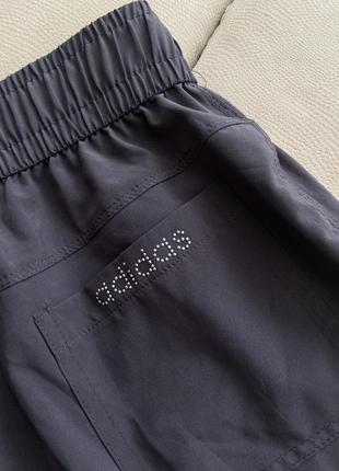 Серые бриджи шорты брюки adidas со стразами с лого на шнурках8 фото