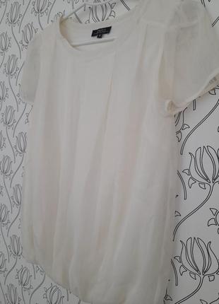 Гарненька блузка