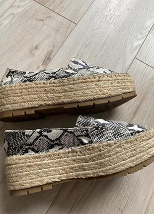 Красивые туфли экокожа рептилия плетеная платформа 37,58 фото