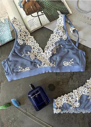 Комплект белья intimissimi из коллекции pretty flowers.2 фото