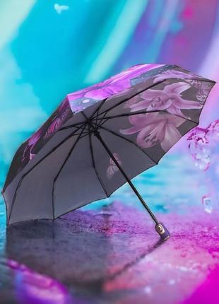 "лилии в тени: черный зонт с фиолетовыми лилиями и сатиновой тканью"5 фото