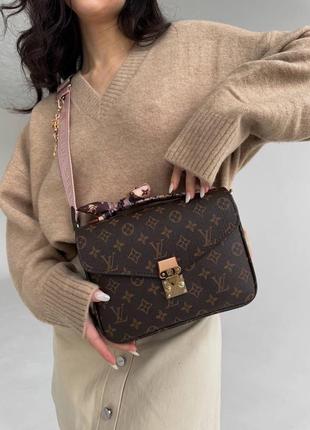 Сумка в стилі louis vuitton / lv pochette new pink / сумка з рожевим ремінцем