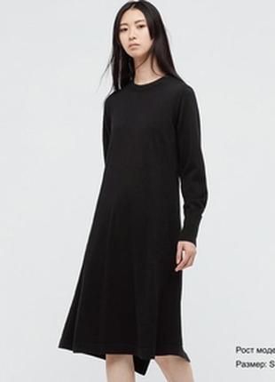 Черное натуральное платье uniqlo