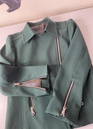 Зеленый пиджак косуха школьная форма на девочку 9-12 лет5 фото
