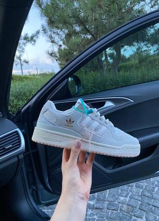 Кроссовки adidas drip x M&Ms Forum Low 84 Blau Weiß off white beige