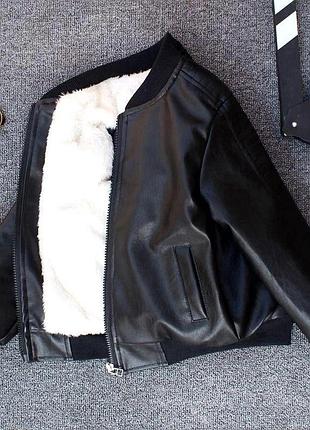 Очень крутая стильная куртка из эко-кожи (унисекс), утепленная мехом