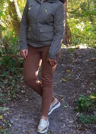 Женская стеганая куртка хаки весна осень