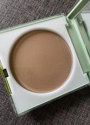 Пудра компактна clinique stay-matte sheer pressed powder oil-free no 04, оригінал3 фото