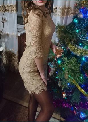 Женское платье