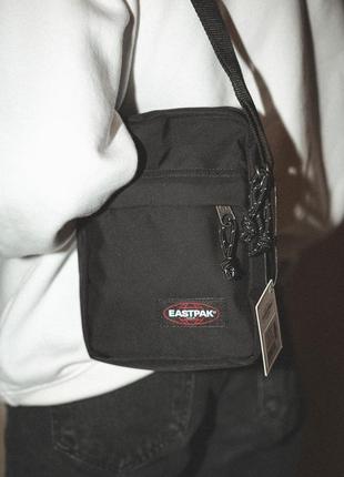 Сумка eastpak [істпак] месенджер барсетка