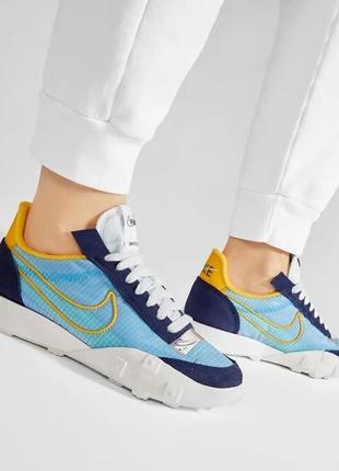Нові жіночі кросівки nike waffle racer