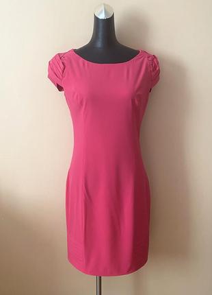 Плаття кольору фуксія leagel