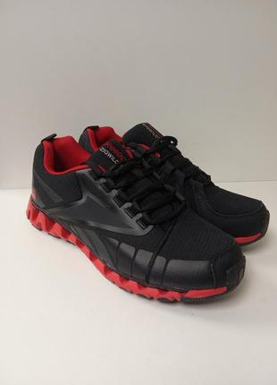 Кроссовки мужские черные с красным reebok c-4711. размеры: 41;42;43;44;45.