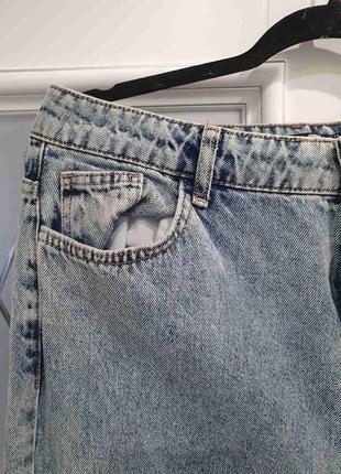 Стильные рваные джинсы2 фото