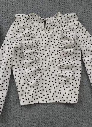 Школьная форма блузка с рюшами воланами