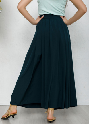 Плиссированная длинная расклешенная юбка классика 3 цвета6 фото