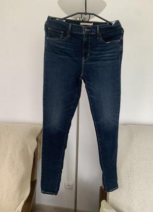 Джинсы- слимы
