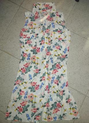 Блуза в квітковий принт