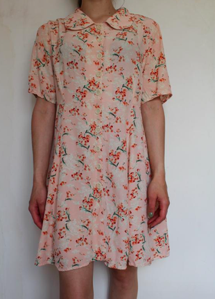 Zara віскозна натуральна мила літня сукня з комірцем в квітковий принт на гудзиках