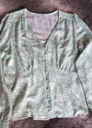 Качественная трендовая блуза с длинным рукавом мятного цвета в цветочный принт