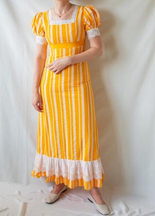 Винтажное платье 70х годов в стиле ампир