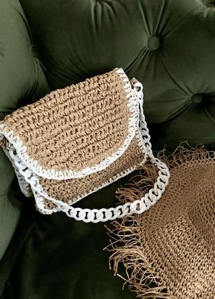 Плетена сумка з рафії