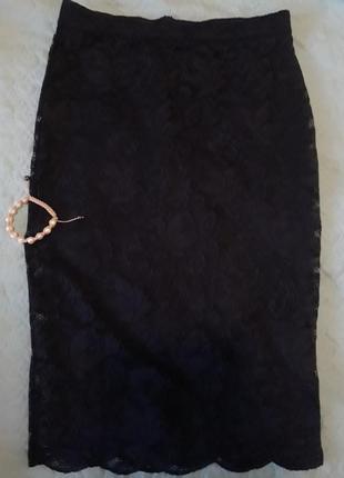 Новая изящная кружевная миди-юбка на подкладе глубокого темно-синего цвета2 фото