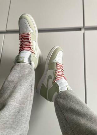 Кроссовки nike air jordan 1 retro seafoam green1 фото