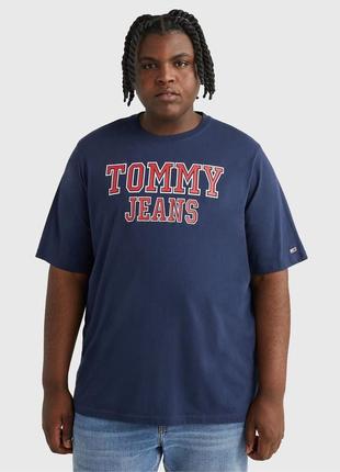 Футболка tommy hilfiger с логотипом tommy jeans