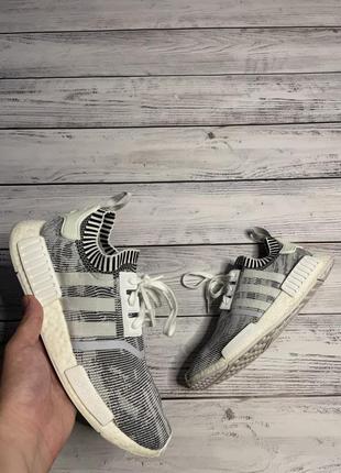 Кроссовки adidas nmd