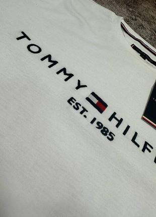 Трендовая футболка tommy hilfiger 16, футболка томи хилфигер3 фото
